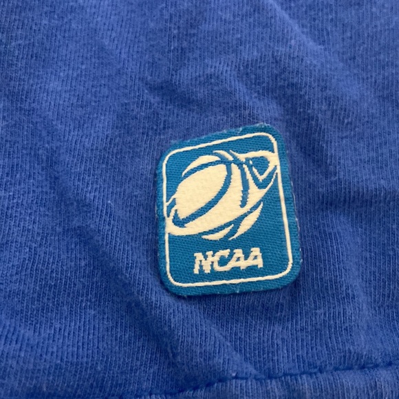 Vintage Nike Kentucky Wildcat Basketball tee (XL) - Picture 5 of 5